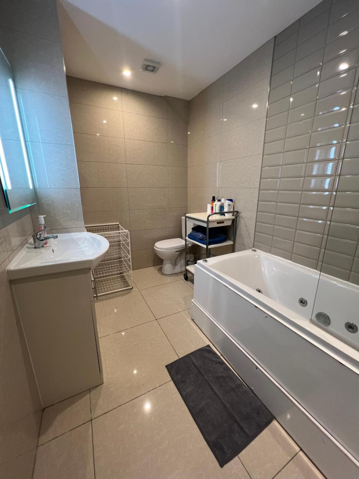 Lovely Dublin Home - Just 15 Mins To City Centre Exterior foto
